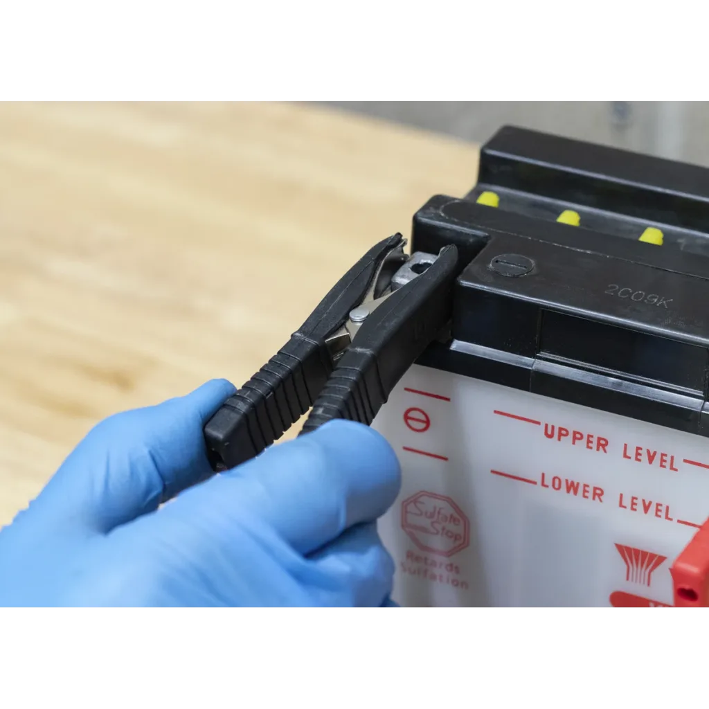 sealey 12v 4a automatic battery charger & maintainer