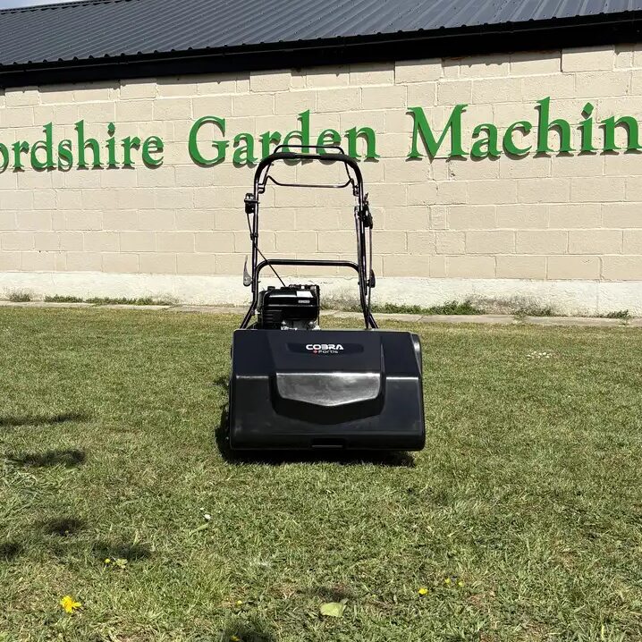 cobra fortis 20b petrol cylinder lawnmower (copy)